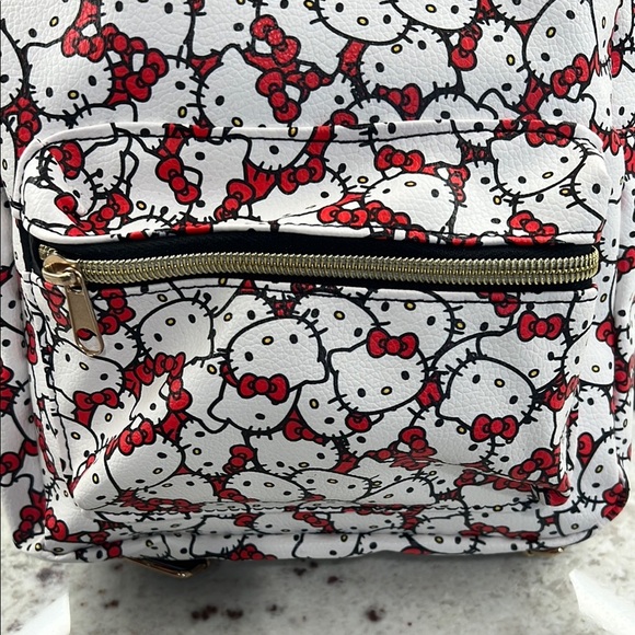 Hello Kitty White and Red Backpack - Picture 3 of 6